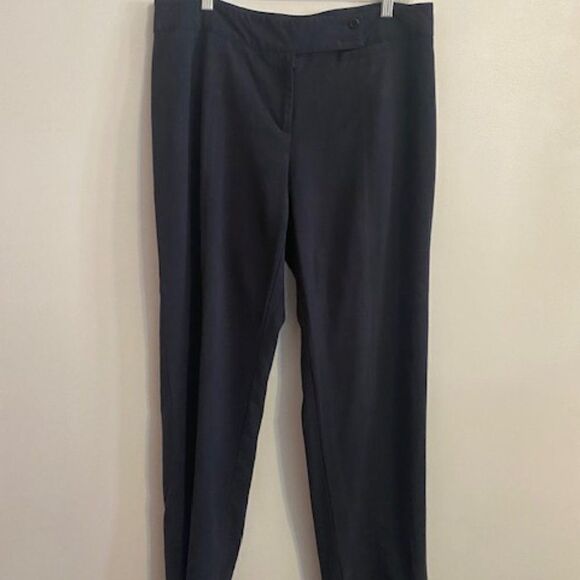 Ellen Tracy Navy Blue zip front trouser, size 12 - Picture 1 of 3